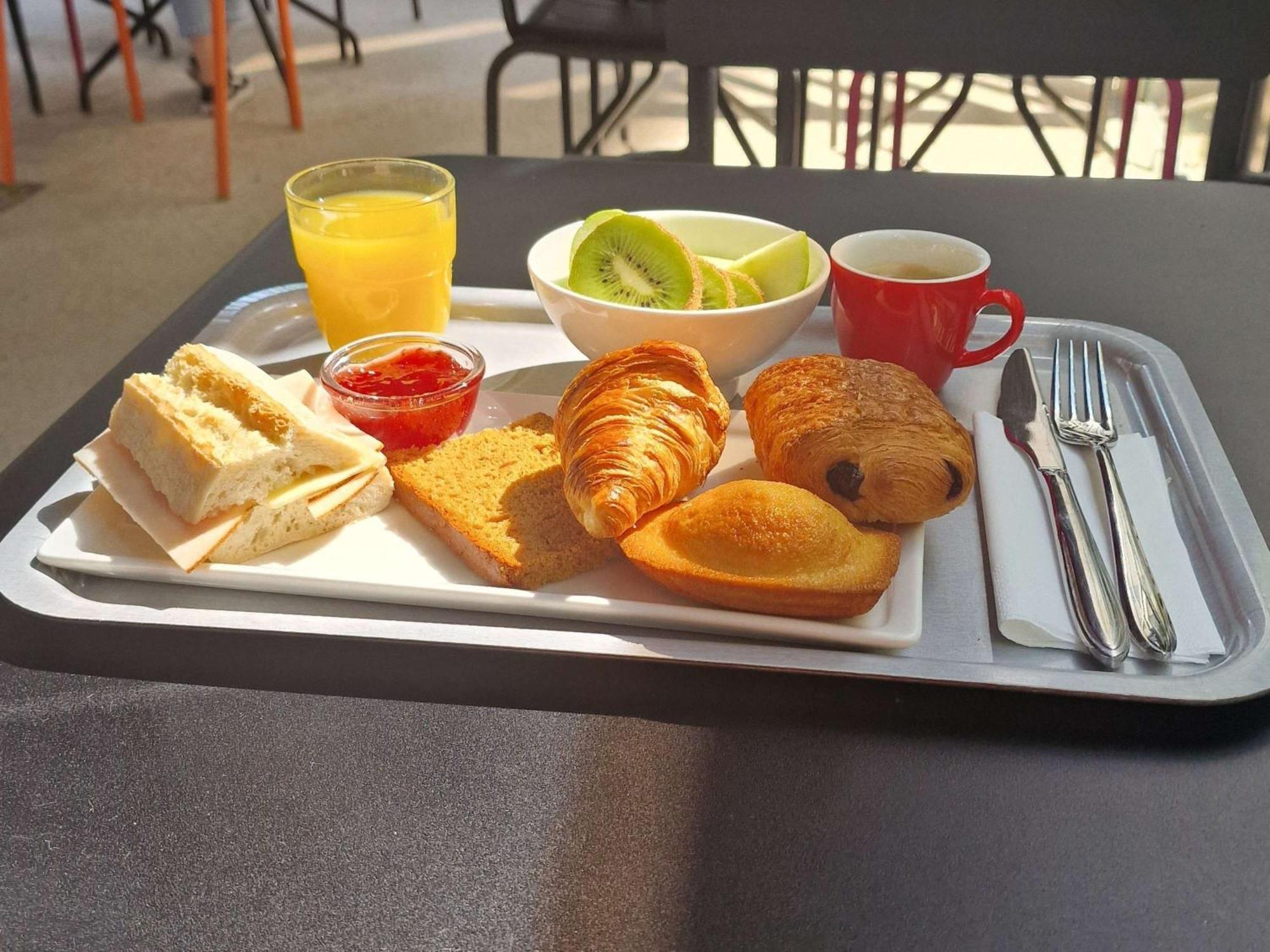 Ibis Budget Dijon Centre Clemenceau מראה חיצוני תמונה